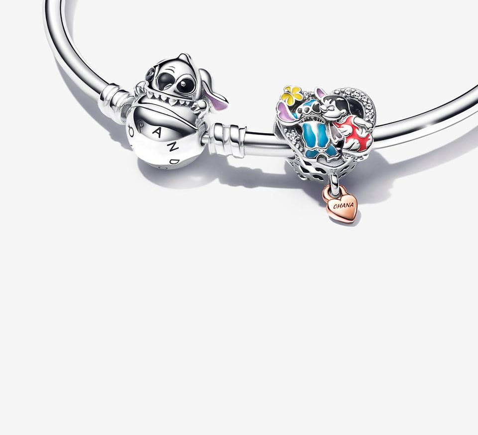 Disney x Pandora Jewellery | Charms & Bracelets | Pandora IE