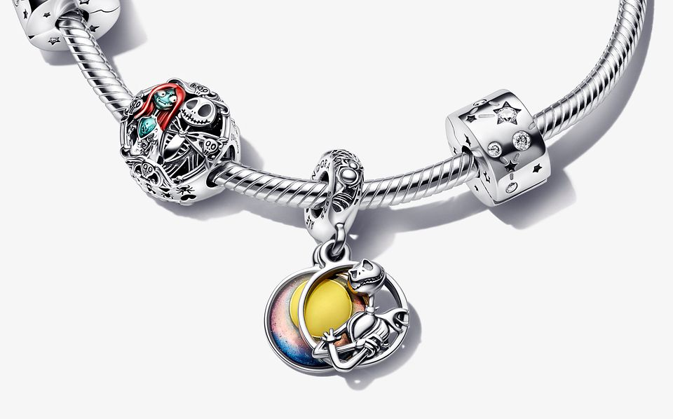 Silver PANDORA MOMENTS Chain bracelet with Pandora Disney charms