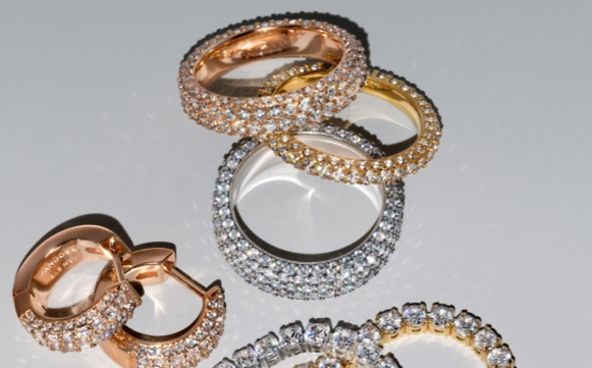 Image of lab grown diamond rings and necklaces in gold, rose gold and silver