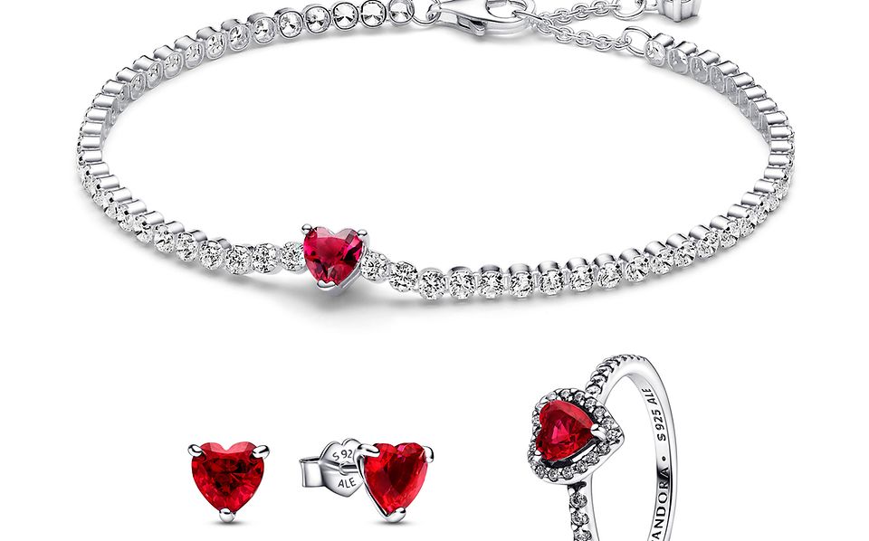 Red Elevated Heart Bracelet Set (2)